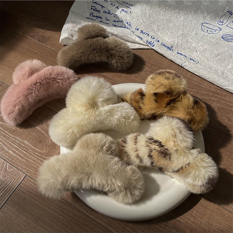 Winter Faux Fur Hair Claw Rabb - огляд і ціна Women'S Winter Accessories Set