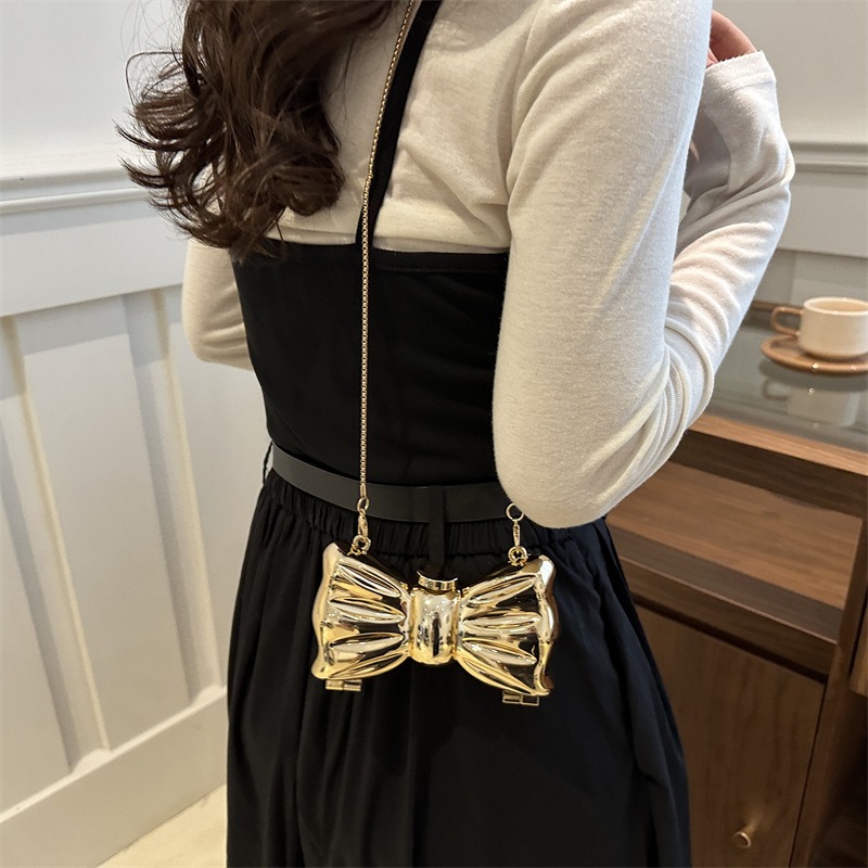 Glossy Gold Metal Bow Shaped M - огляд і ціна Wallet Chain Bag