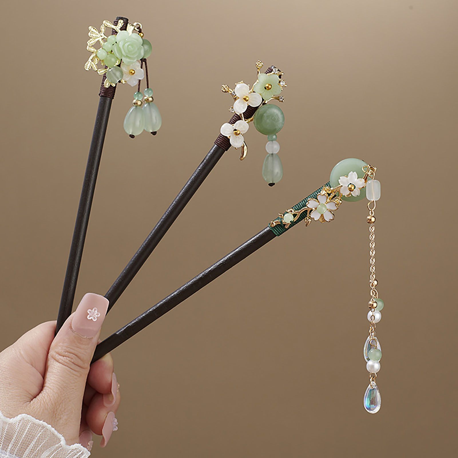 Chinese Style Flower Tassel Ha - огляд і ціна Women Accessories On Sale
